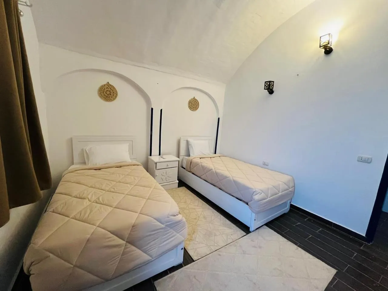 Sharqotel Λούξορ 0*,
