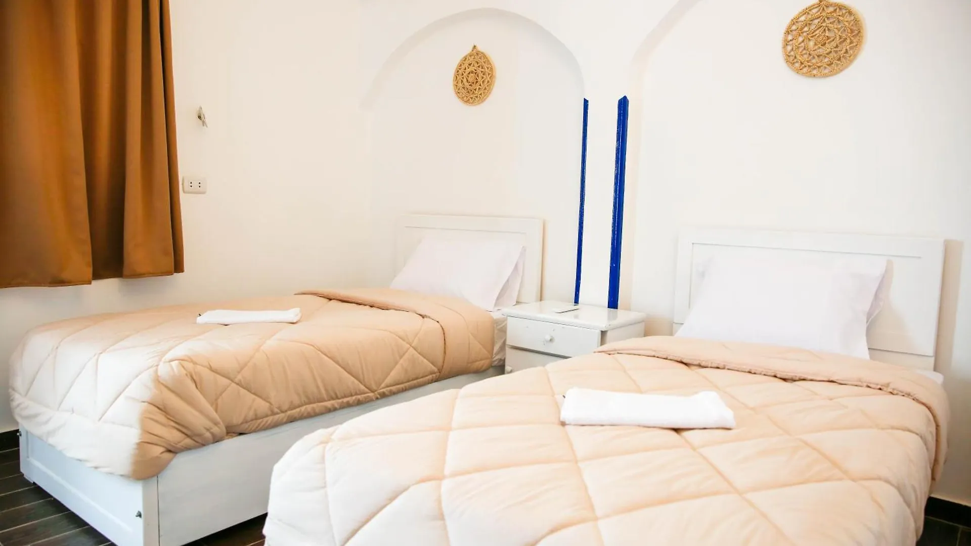 Sharqotel Λούξορ